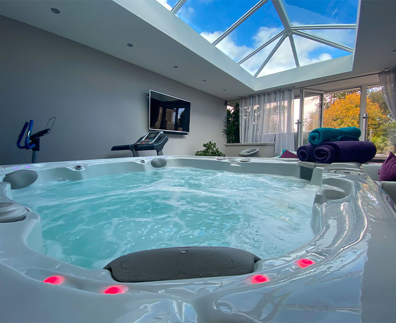 Hot Tub in Granny Annex Newton Abbot
